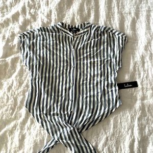 Lulus Tie-front crop top